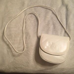 *Donating 7/22* - NWOT Crossbody bag